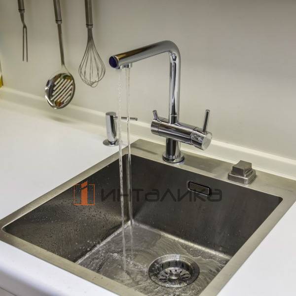 Смеситель Omoikiri NAGANO однорычажный, с выводом питьевой воды, светлое золото – 3