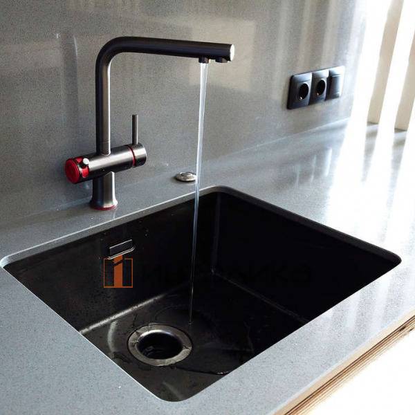 Смеситель Omoikiri HOTARU однорычажный, с выводом для питьевой воды, вороненая сталь | белый – 5