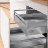 Превью Внутренний ящик с релингом HETTICH InnoTech Atira Quadro V6 Push to Open Silent полное выдвижение, B600, H144, NL420, G30, снаряжённый вес ящика 8-20 кг, серебристый – 1