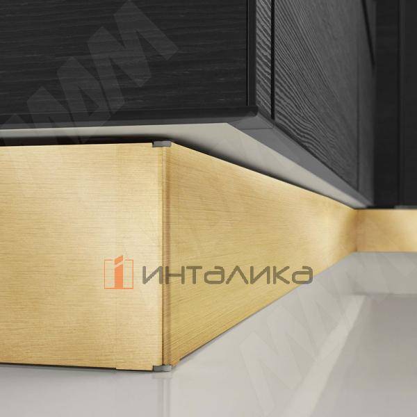 Цоколь пластиковый (высота 150, длина 4000 мм), золото брашированное – 3