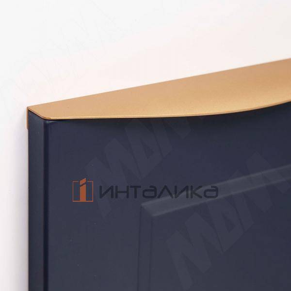 Профиль-ручка 596мм крепление саморезами золото матовое – 2