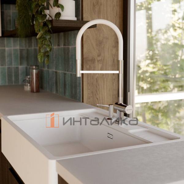 Смеситель Omoikiri KANTO-2 Plus-SB однорычажный, с выводом для питьевой воды, с гибким шлангом, светлое золото – 4