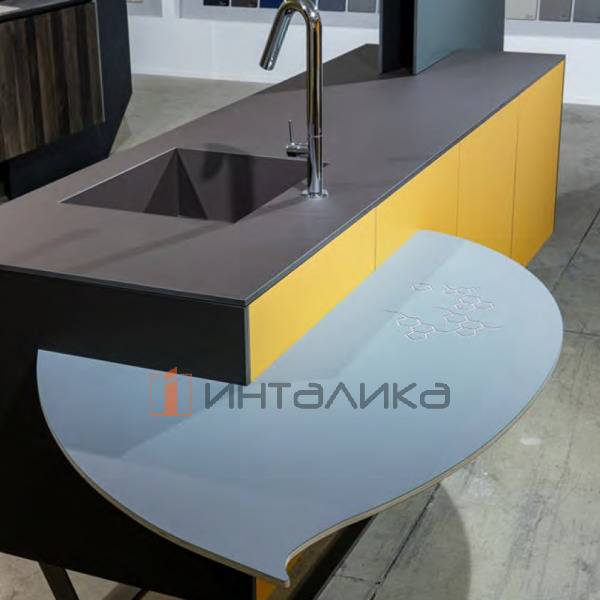 Фасад МДФ FENIX NTM Azzurro Naxos 0771, обратная сторона белая, с кромкой PUR Matt, 19.6мм – 2